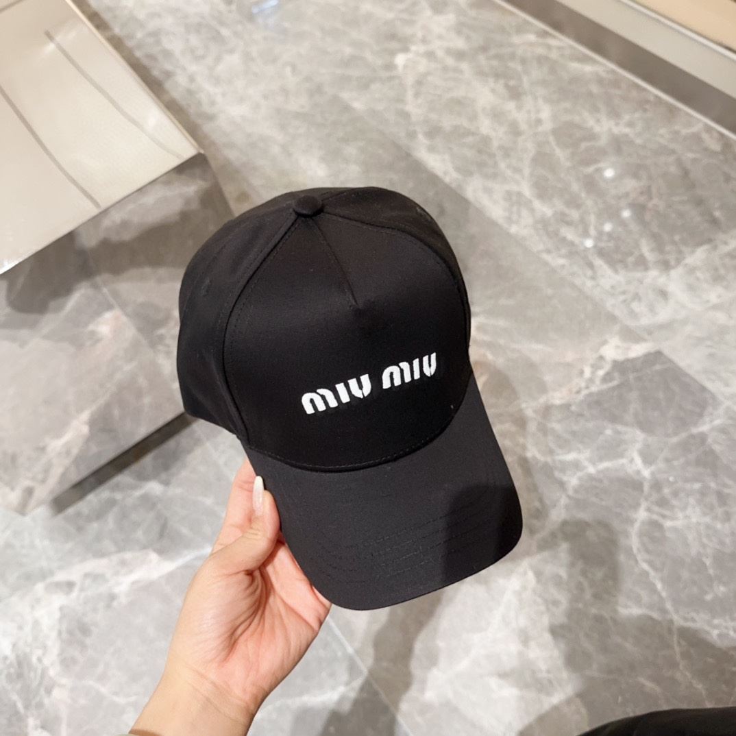 Miu Miu Caps